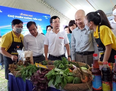 TP.Hồ Chí Minh: Tổ chức phiên chợ số dành cho công nhân