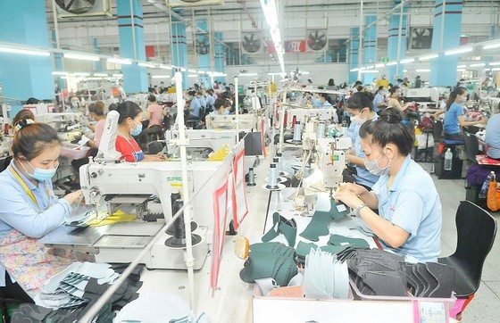 TP. Hồ Chí Minh: Khoảng 75% công nhân sẽ không về quê đón tết