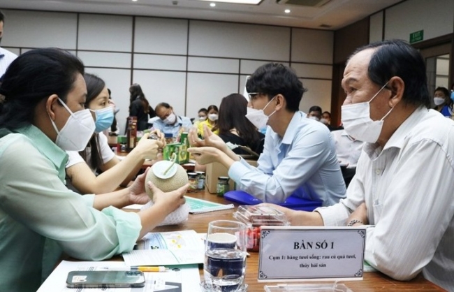 TP. Hồ Chí Minh: Đổi mới trong hỗ trợ doanh nghiệp xuất khẩu