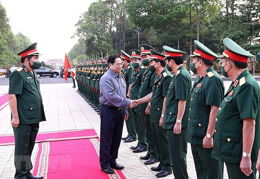 Hình ảnh Thủ tướng thăm chúc Tết cán bộ, chiến sỹ Quân khu 9