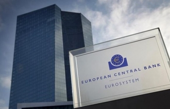 Bất chấp lạm phát cao kỷ lục, ECB vẫn giữ nguyên chính sách tiền tệ