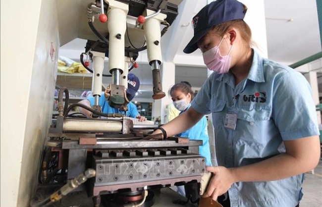 Nghị quyết về Chương trình quốc gia về an toàn, vệ sinh lao động giai đoạn 2021-2025