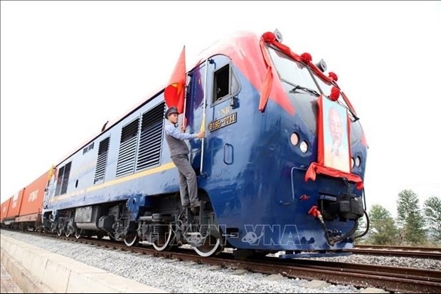bac giang railway station begins intl freight transportation services