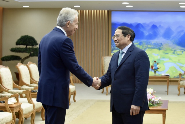 Thủ tướng Phạm Minh Chính tiếp cựu Thủ tướng Anh Tony Blair