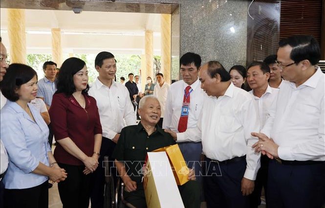 Chủ tịch nước thăm, tặng quà thương, bệnh binh tại Bắc Ninh