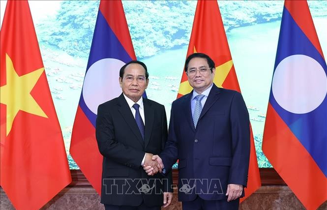 Thủ tướng Phạm Minh Chính tiếp Phó Chủ tịch nước Lào Bounthong Chitmany