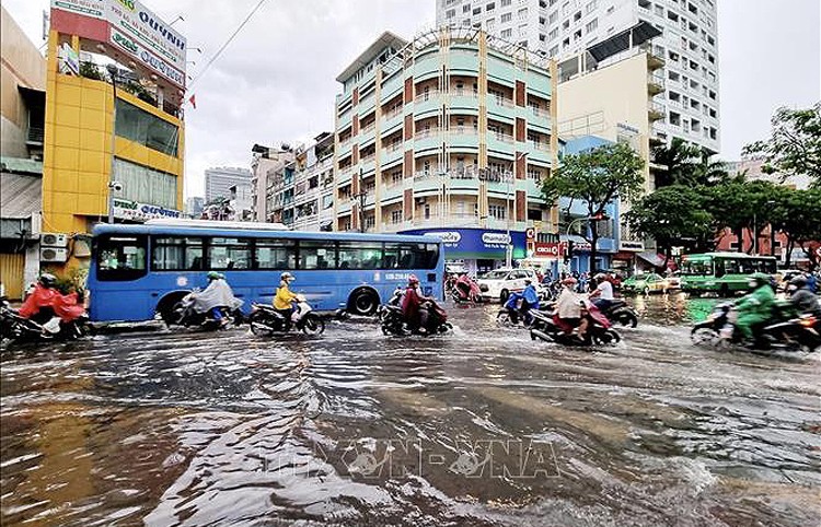 Thời tiết ngày 3/8: Từ Đà Nẵng đến Bình Thuận, Tây Nguyên và Nam Bộ có mưa rào và dông