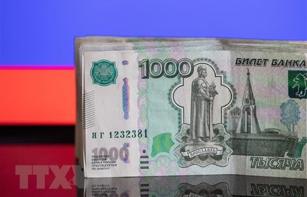 Đồng ruble tăng giá lên mức cao nhất so với đồng euro trong 8 năm qua