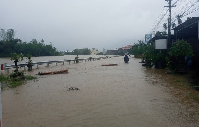 Thủ tướng Chính phủ yêu cầu chủ động ứng phó mưa lũ tại các tỉnh Trung Bộ