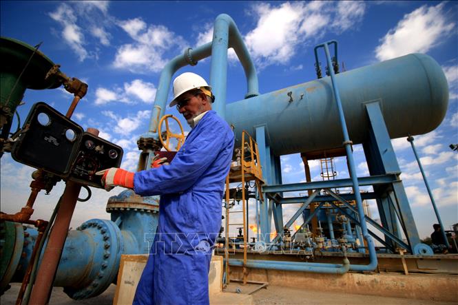 Kuwait, Iraq ủng hộ tăng sản lượng khai thác dầu mỏ