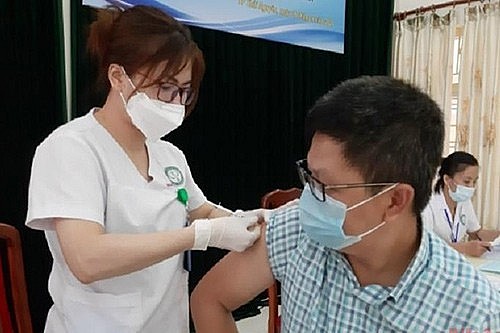 Thêm 14.440 ca nhiễm mới trong 24 giờ; Việt Nam có bệnh nhân đầu tiên nhiễm Omicron