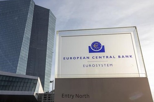 Dự báo ECB có thể tăng lãi suất tiền gửi thêm 50 điểm cơ bản