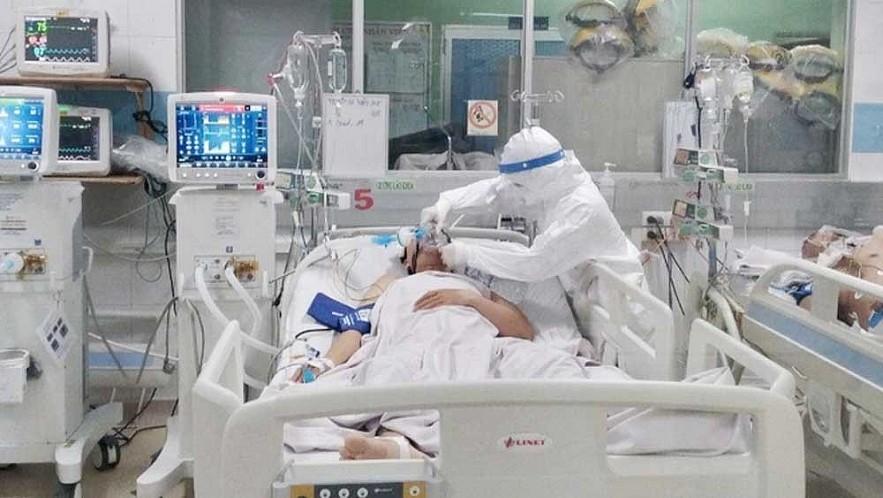 Hà Nội đang có 450 bệnh nhân Covid-19 ở tình trạng nặng, nguy kịch