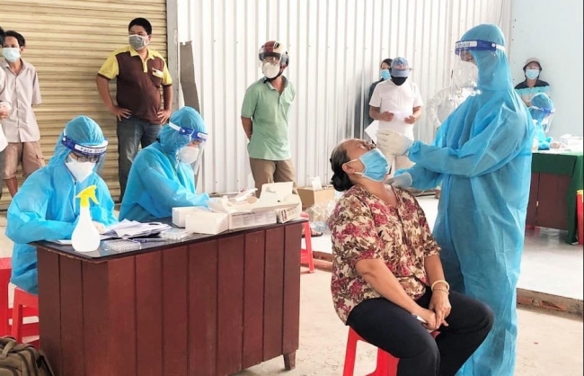 Đổi mới cơ chế tài chính, tăng cường nhiều hơn cho y tế cơ sở