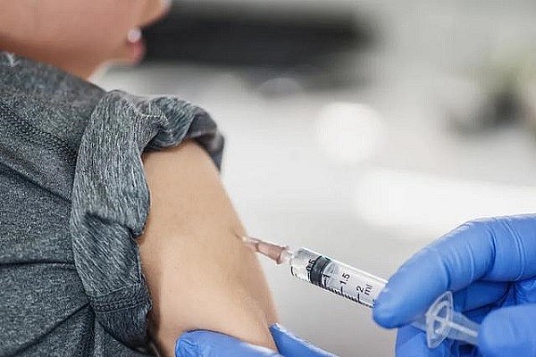 Dự kiến cuối tháng 10 sẽ tiêm vắc-xin Covid-19 cho trẻ em