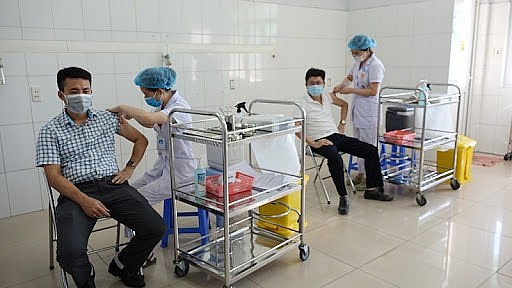 Việt Nam sắp cán mốc tiêm 100 triệu liều vắc-xin phòng Covid-19