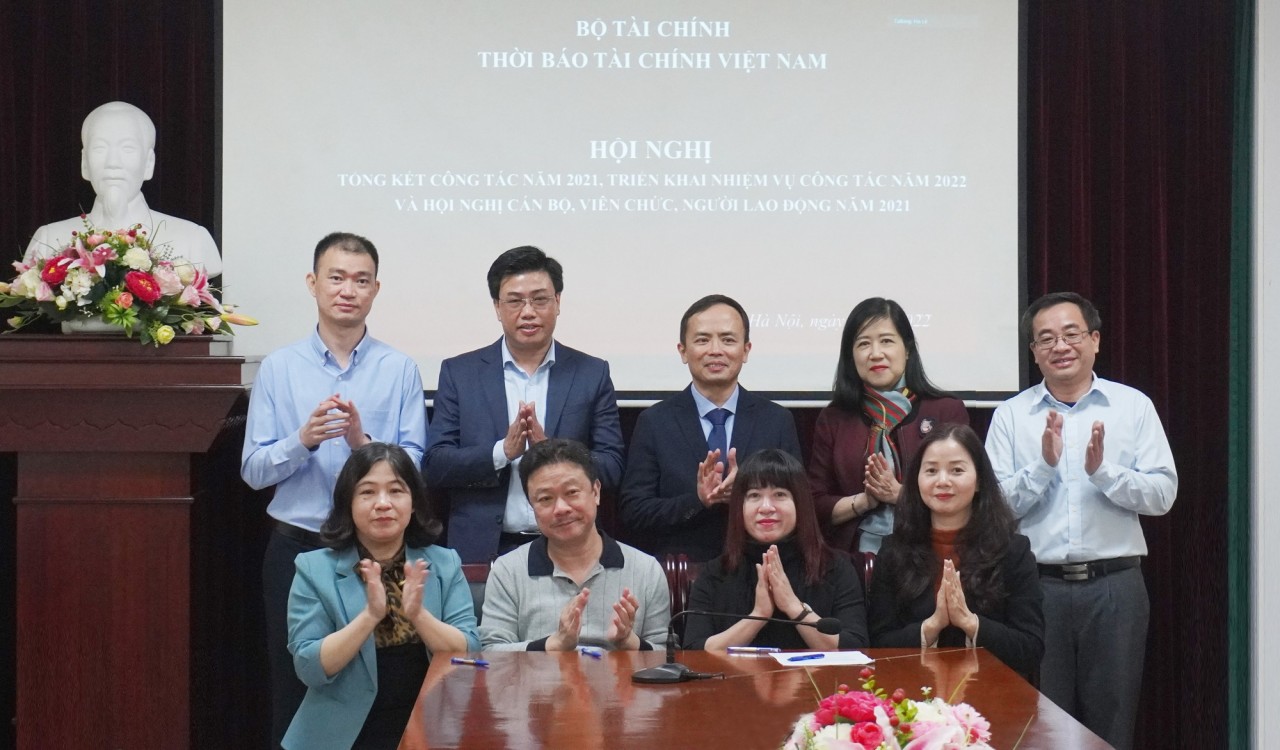 Thời báo Tài chính Việt Nam: Vượt khó, sáng tạo, hoàn thành xuất sắc nhiệm vụ năm 2021