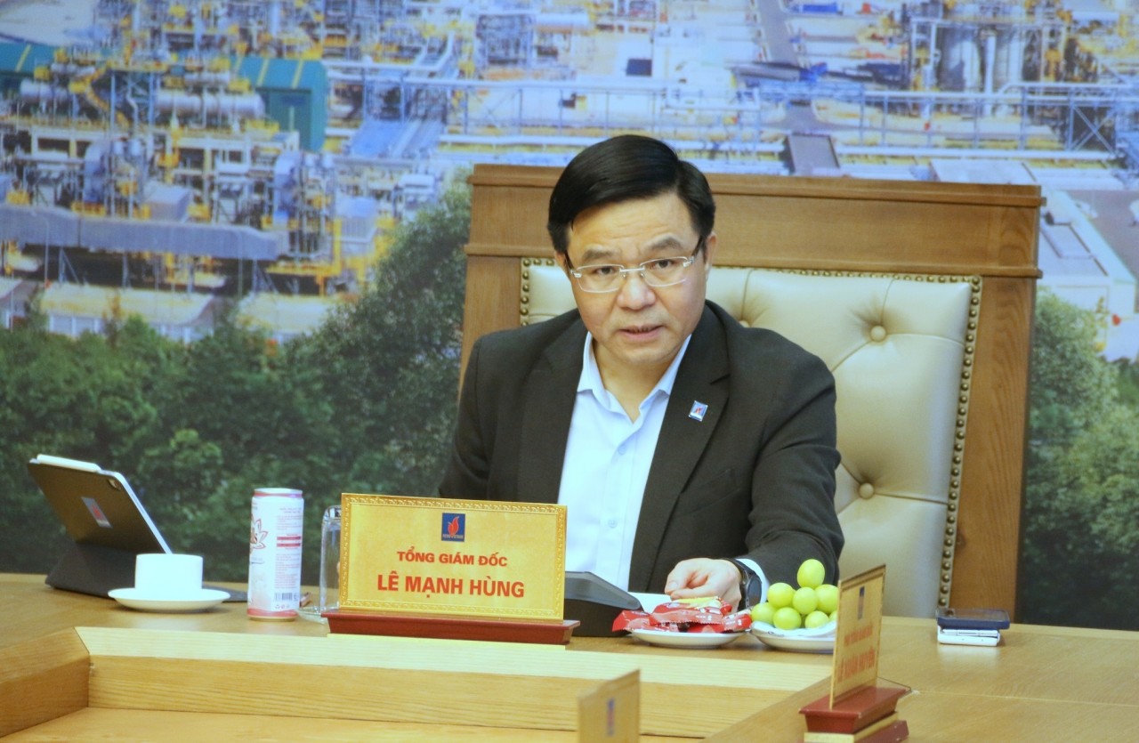Tổng giám đốc Petrovietnam Lê Mạnh Hùng phát biểu tại hội nghị.