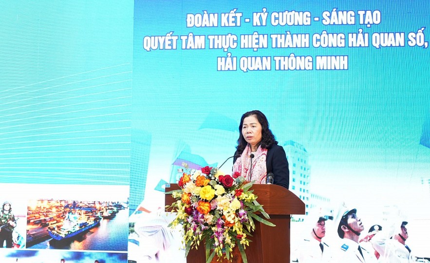 Thứ trưởng Vũ Thị Mai phát biểu chỉ đạo hội nghị.