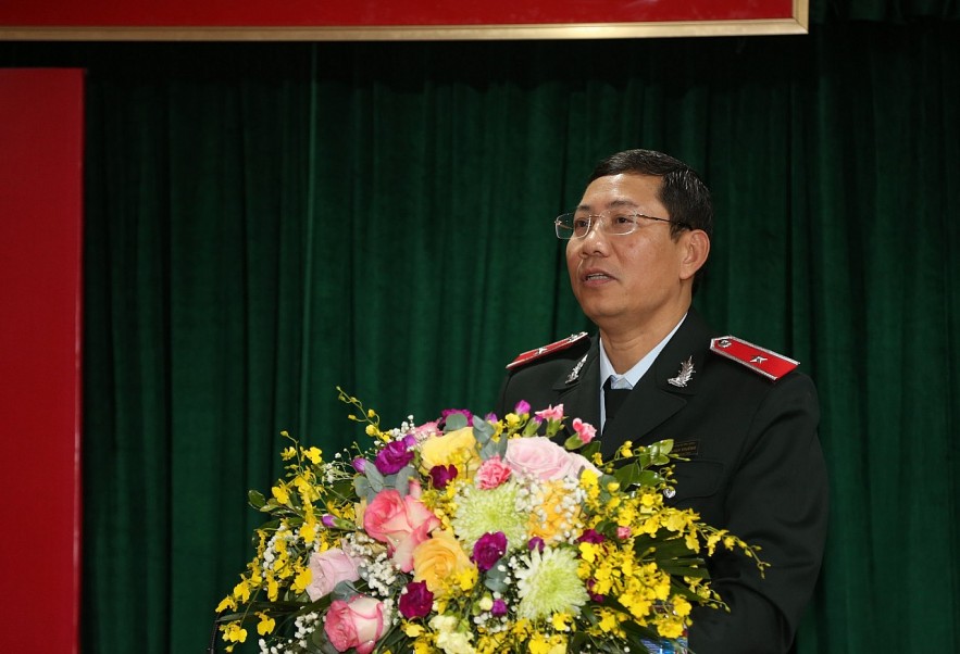 Chánh Thanh tra Trần Huy Trường báo cáo tại hội nghị.