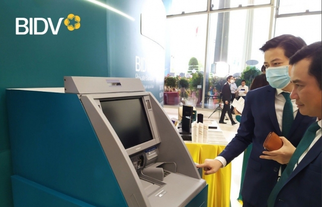 BIDV triển khai thành công giao dịch ngân hàng bằng Căn cước công dân gắn chip