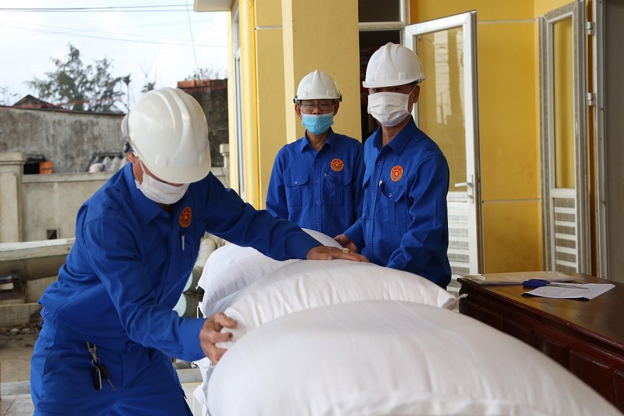 Xuất cấp hơn 21.487 tấn gạo hỗ trợ người dân dịp Tết Nguyên đán, giáp hạt và ảnh hưởng mưa lũ