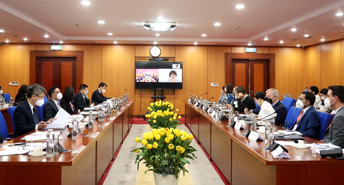 Bộ Tài chính làm việc với Đoàn Doanh nghiệp Cấp cao Hội đồng Kinh doanh Hoa Kỳ - ASEAN
