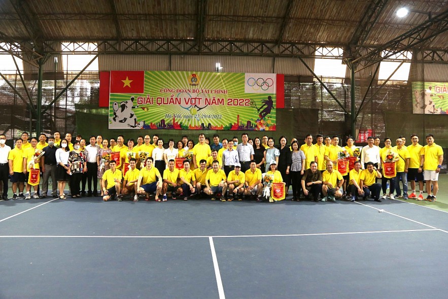 Chùm ảnh khai mạc giải quần vợt Công đoàn Bộ Tài chính năm 2022 Chùm ảnh khai mạc giải quần vợt Công đoàn Bộ Tài chính năm 2022