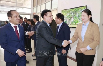 Chủ tịch Quốc hội Vương Đình Huệ làm việc với cán bộ chủ chốt tỉnh Tuyên Quang