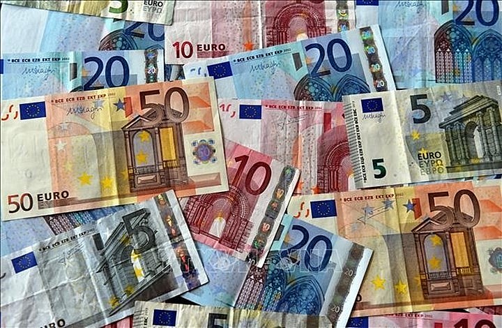 Lạm phát của Eurozone đạt mức cao kỷ lục mới