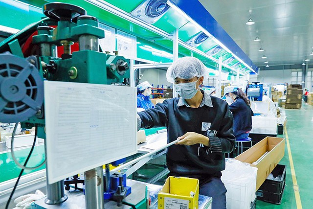 Viet Nam’s PMI jumps 47.4 points in January - Ảnh 1.
