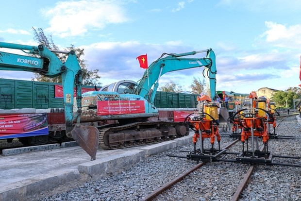 7.4 trillion VND earmarked for rail infrastructure development this year hình ảnh 1 7.4 trillion VND earmarked for rail infrastructure development this year hinh anh 1