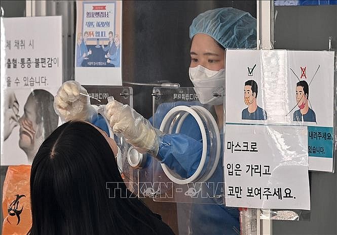 COVID-19 tới 6h sáng 6/3: Thế giới ghi nhận trên 1,3 triệu ca, Hàn Quốc có số ca mắc cao nhất