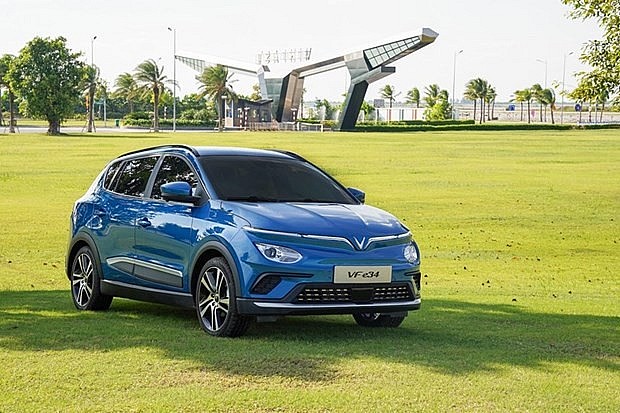 Vietnam’s car sales drop for second consecutive month