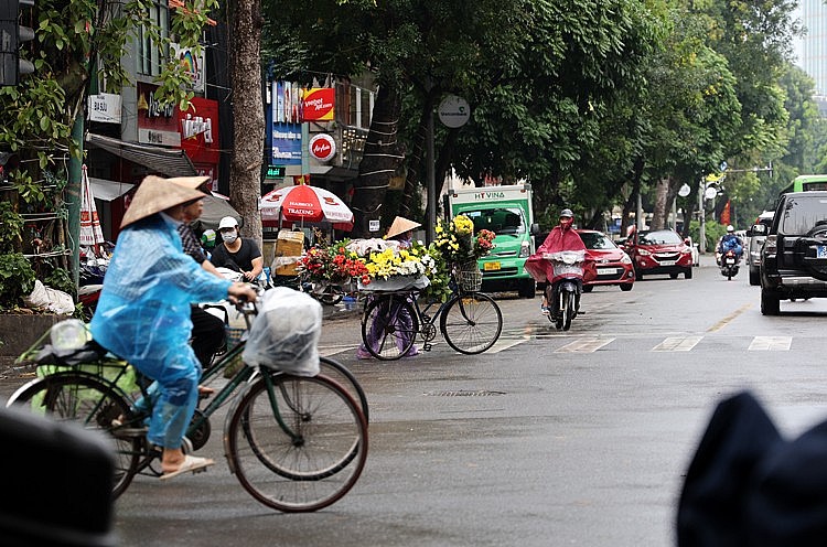 Thời tiết ngày 27/3: Bắc Bộ có mưa rào và dông, Nam Bộ nắng nóng