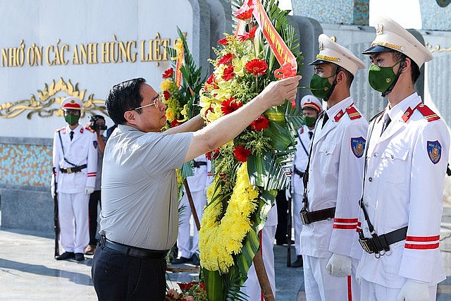 Hình ảnh Thủ tướng Phạm Minh Chính thăm và làm việc tại Quảng Nam