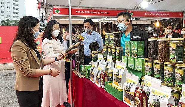 Hanoi to roll out major trade promotions this year