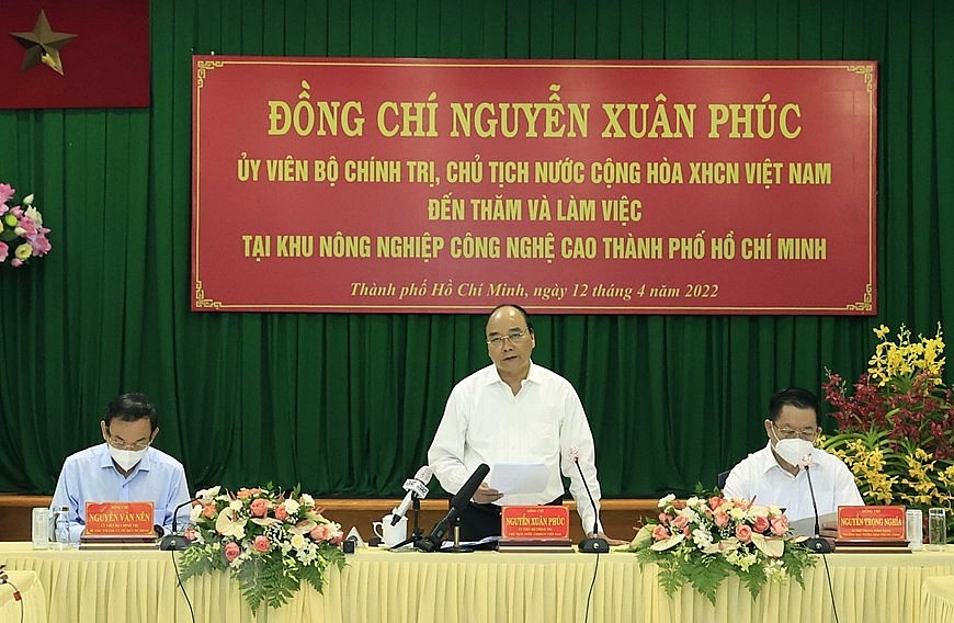 Chủ tịch nước thăm Khu Nông nghiệp công nghệ cao TP. Hồ Chí Minh