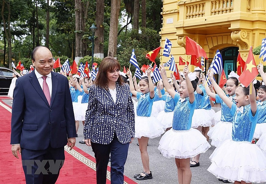 Hình ảnh Chủ tịch nước chủ trì lễ đón Tổng thống Hy Lạp