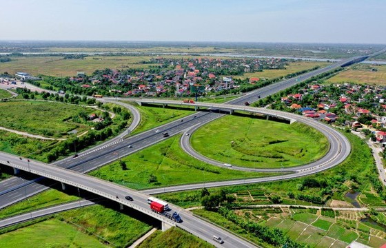 Viet Nam named among seven economic wonders