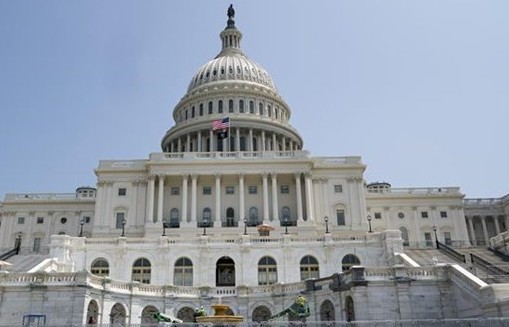 Thượng viện Mỹ thông qua dự luật tạm thời nâng trần nợ công