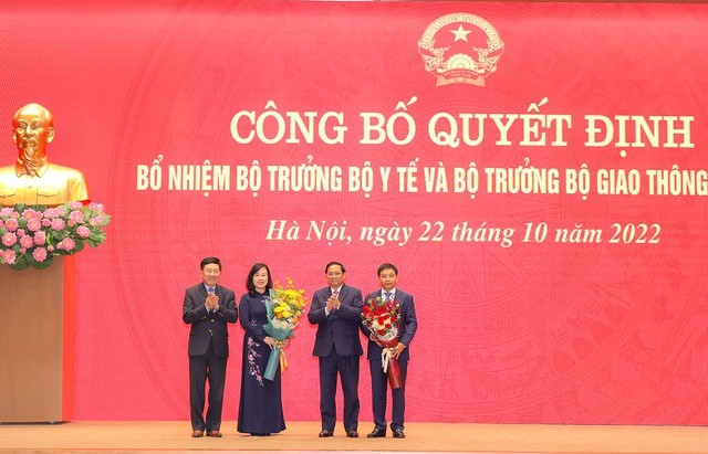 Thủ tướng Phạm Minh Chính trao quyết định bổ nhiệm 2 bộ trưởng
