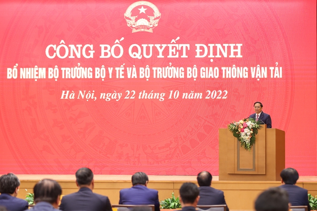 Thủ tướng Phạm Minh Chính trao quyết định bổ nhiệm 2 bộ trưởng