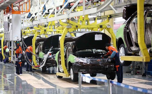 Vietnam, Russia to ink protocol on automobile production cooperation hinh anh 1