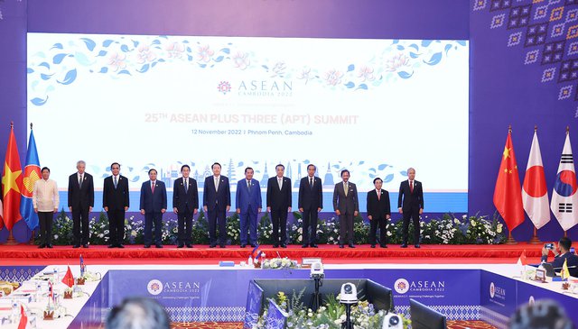 Thủ tướng: ASEAN+3 cần đi đầu, kiên định với chủ nghĩa đa phương, tự do hoá thương mại - Ảnh 4.
