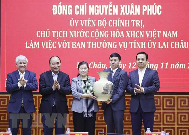 Chu tich nuoc: Giam ngheo ben vung la nhiem vu trong tam cua Lai Chau hinh anh 2