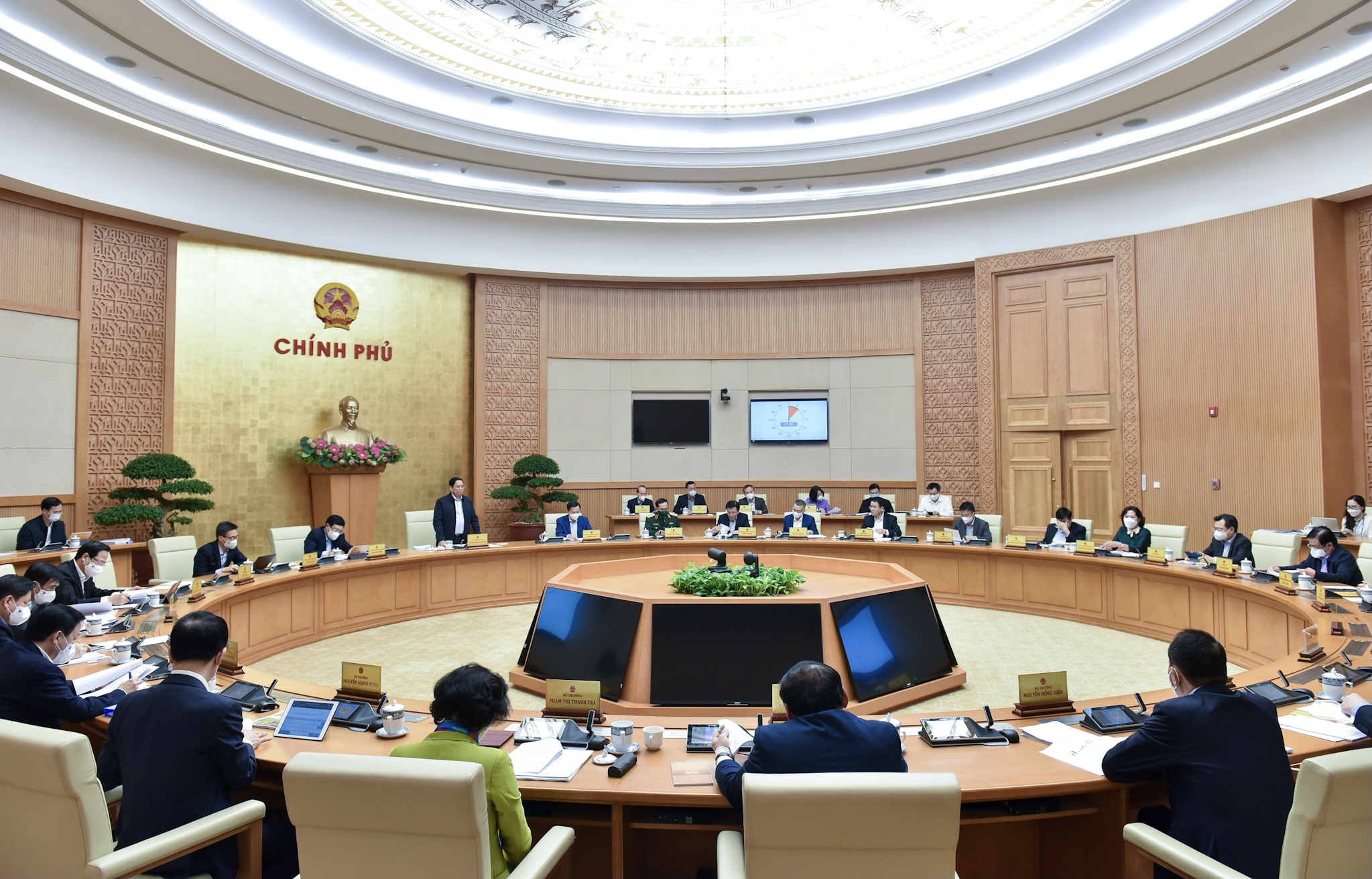 Thủ tướng Phạm Minh Chính chủ trì phiên họp Chính phủ thường kỳ tháng 11/2021