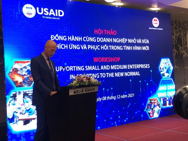 Project connects Vietnam’s SMEs, top supply chain companies hinh anh 1