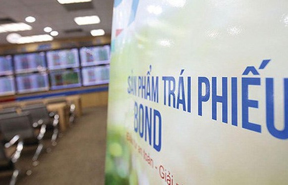 Vietnam’s bond market contracts amid monetary tightening