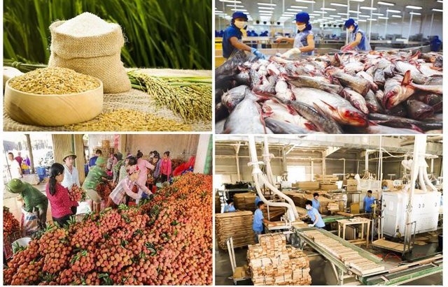 Farm product exports up nearly 12% in 11 months